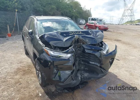 2022 Toyota Rav4 Hybrid Xle Premium z USA, uszkodzony, nr VIN JTMB6RFV4ND069563